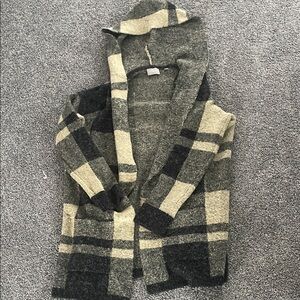 Cyrus Black and Gray Knit Sweater